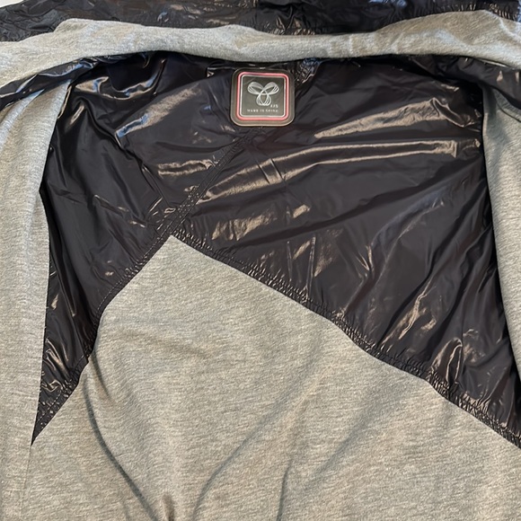 TNA Windbreaker - Picture 5 of 6